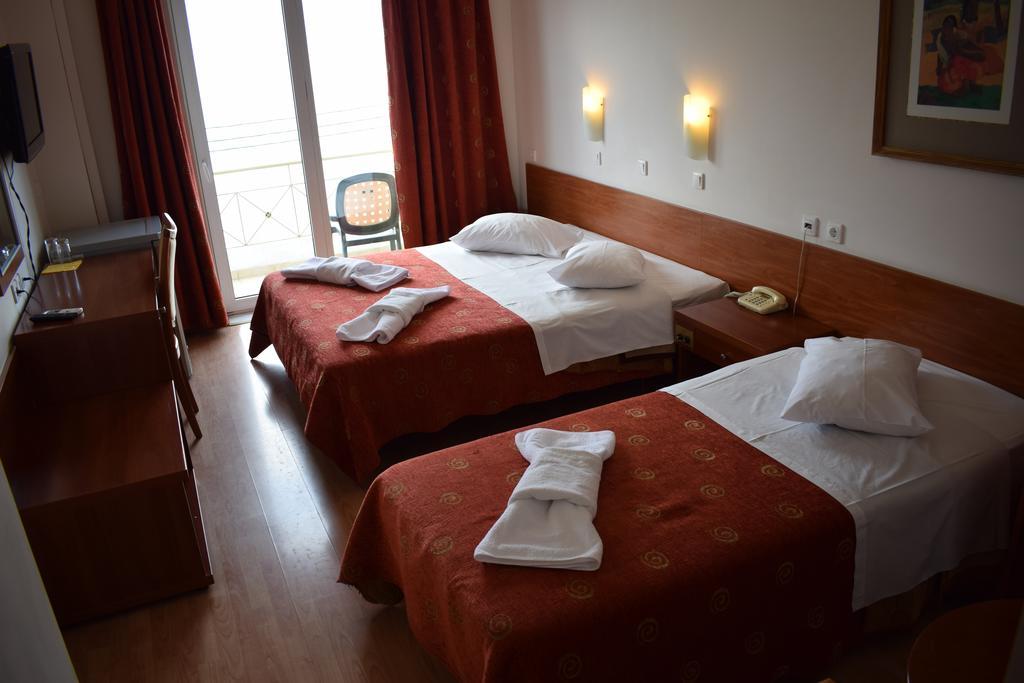 Hotel Kiani Akti เซเลียนิติกา ภายนอก รูปภาพ